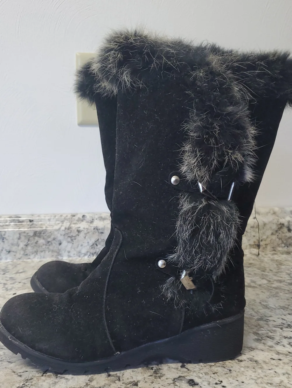 Women’s Black Faux Fur Winter Boots